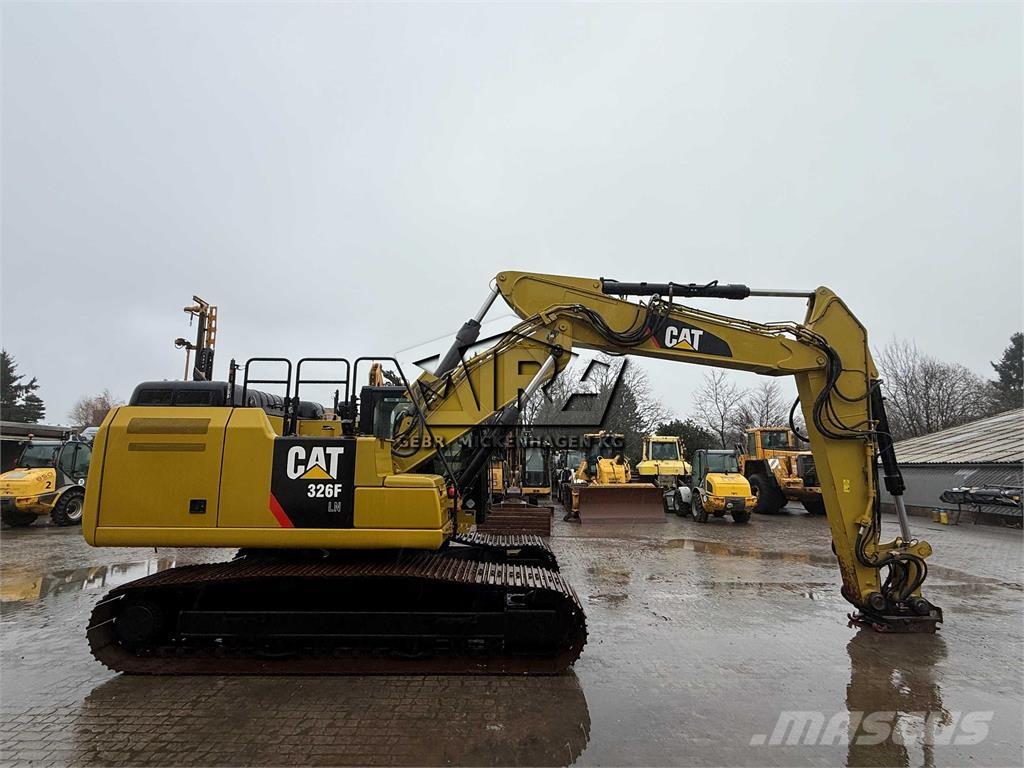 CAT 326 F LN Excavadoras sobre orugas