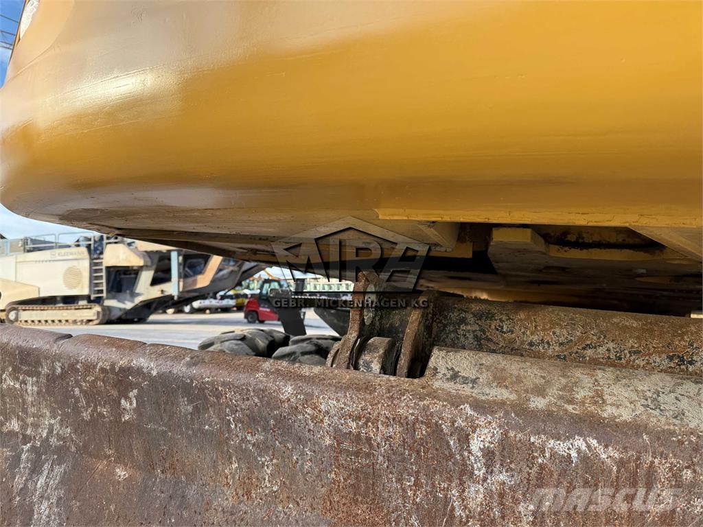 CAT M 318 D Excavadoras de ruedas