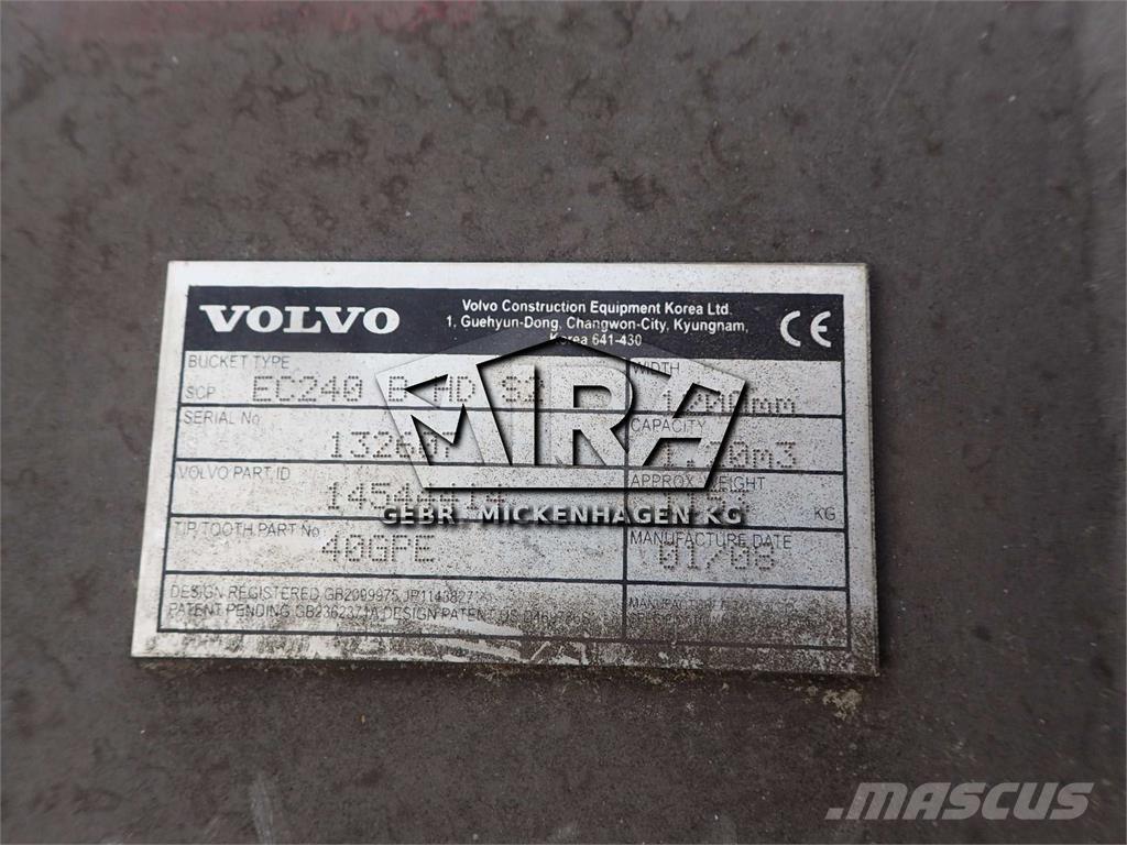 Volvo 1200 mm / S2 Retroexcavadoras