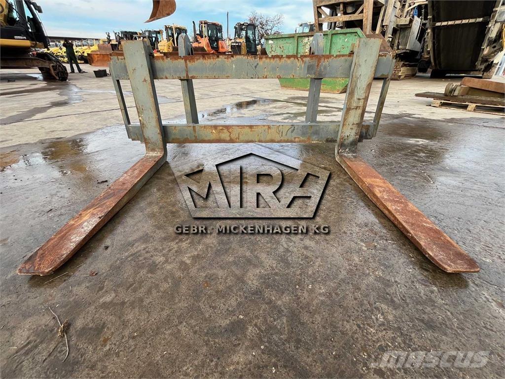 Volvo SW / L90 Horquillas