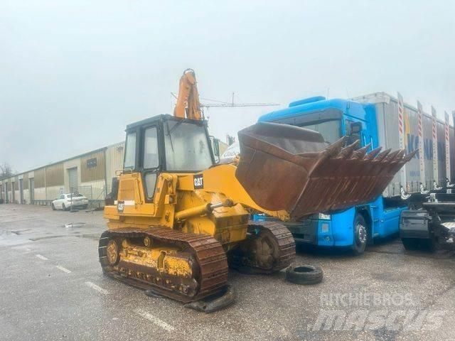 CAT 953 Buldozer sobre oruga