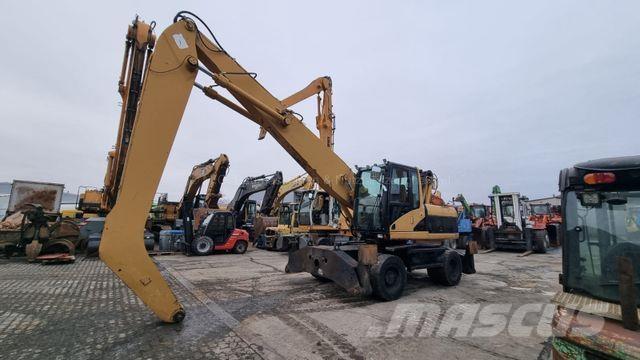 CAT M 318 C / 35 Excavadoras de ruedas