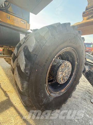 CAT M320 F Excavadoras de ruedas