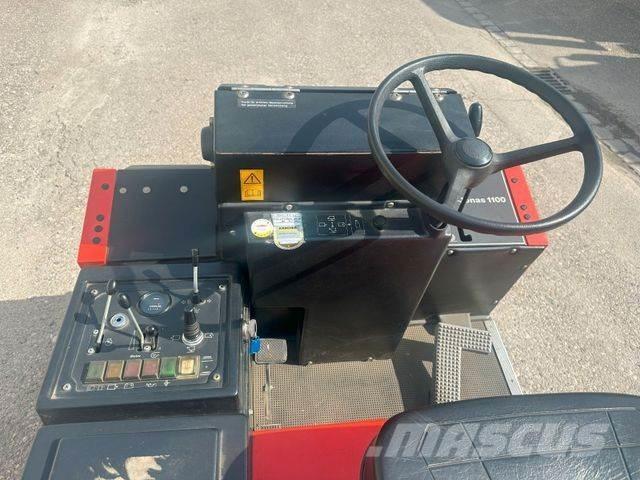 Hako JONAS 1100D Camión de barrendero