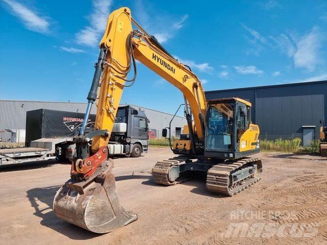 Hyundai HX140LC Excavadoras sobre orugas