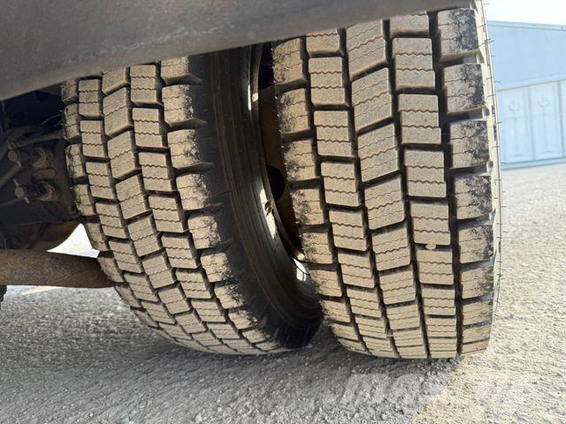 MAN TGL 8.220 Vehículos de caha cerrada