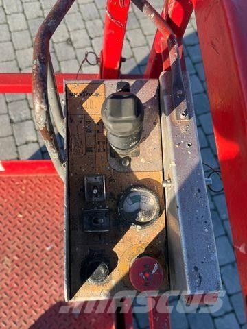 SkyJack SJ4626 Plataformas con brazo de elevación manual