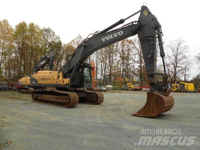 Volvo EC460CL, Excavadoras sobre orugas