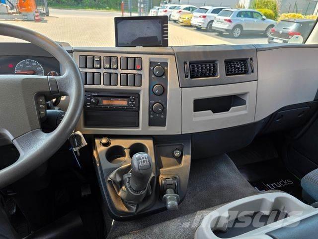 Volvo FL 240 Camiones de caja de lona