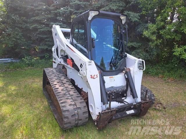 Bobcat T870 Otros