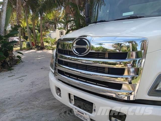 Hino 268 Box Truck Otros