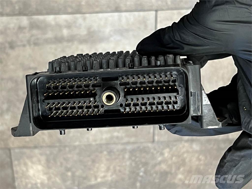 Allison  Componentes electrónicos