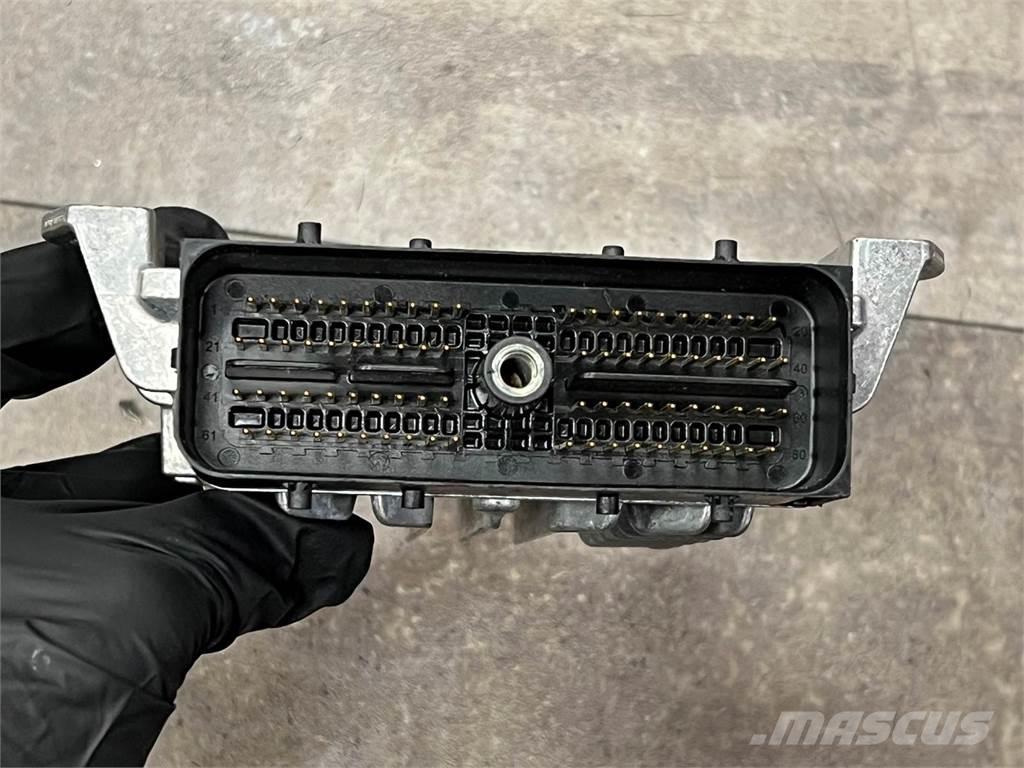 Allison  Componentes electrónicos