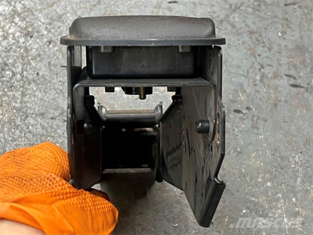 Allison  Componentes electrónicos