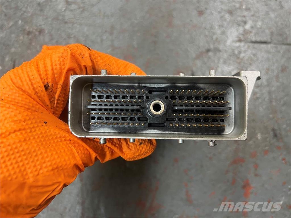 Allison  Componentes electrónicos