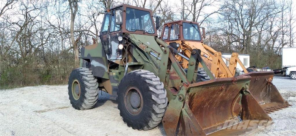 CASE W24 Cargadoras sobre ruedas