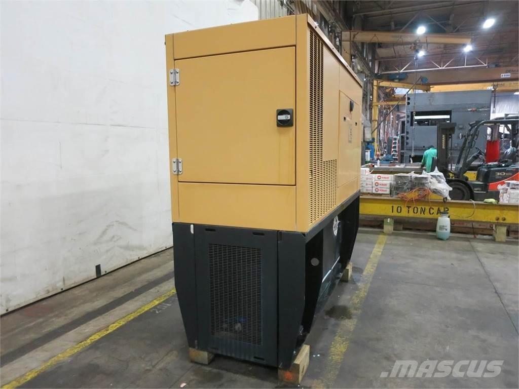 CAT 100 KW Generadores diésel