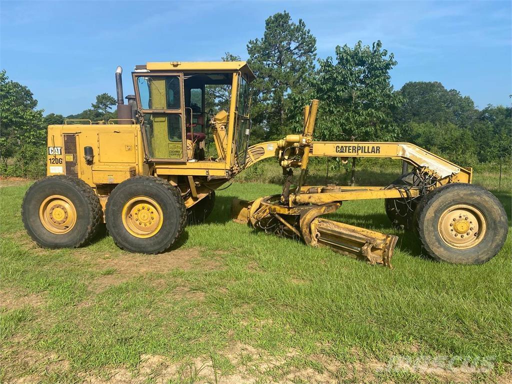 CAT 120G Niveladoras