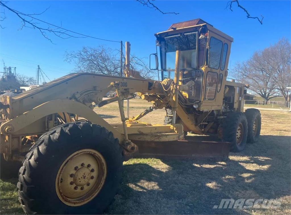 CAT 130G Niveladoras