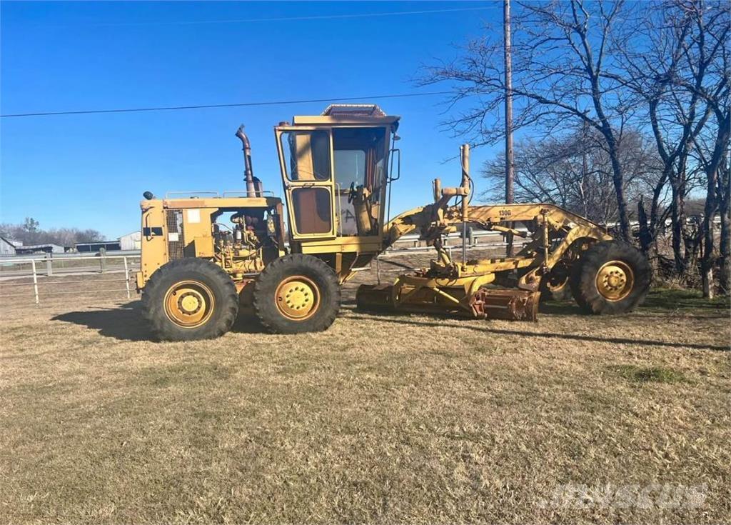 CAT 130G Niveladoras