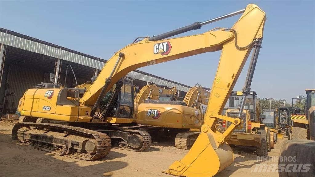 CAT 323D3 Excavadoras sobre orugas