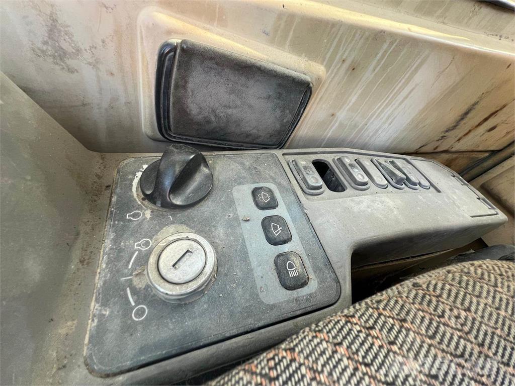 CAT 330BL Excavadoras sobre orugas