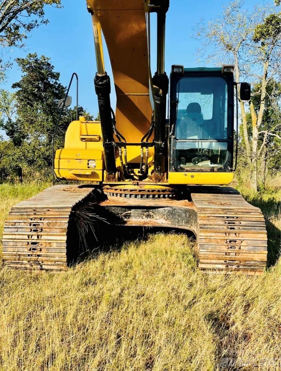 CAT 330DL Excavadoras sobre orugas