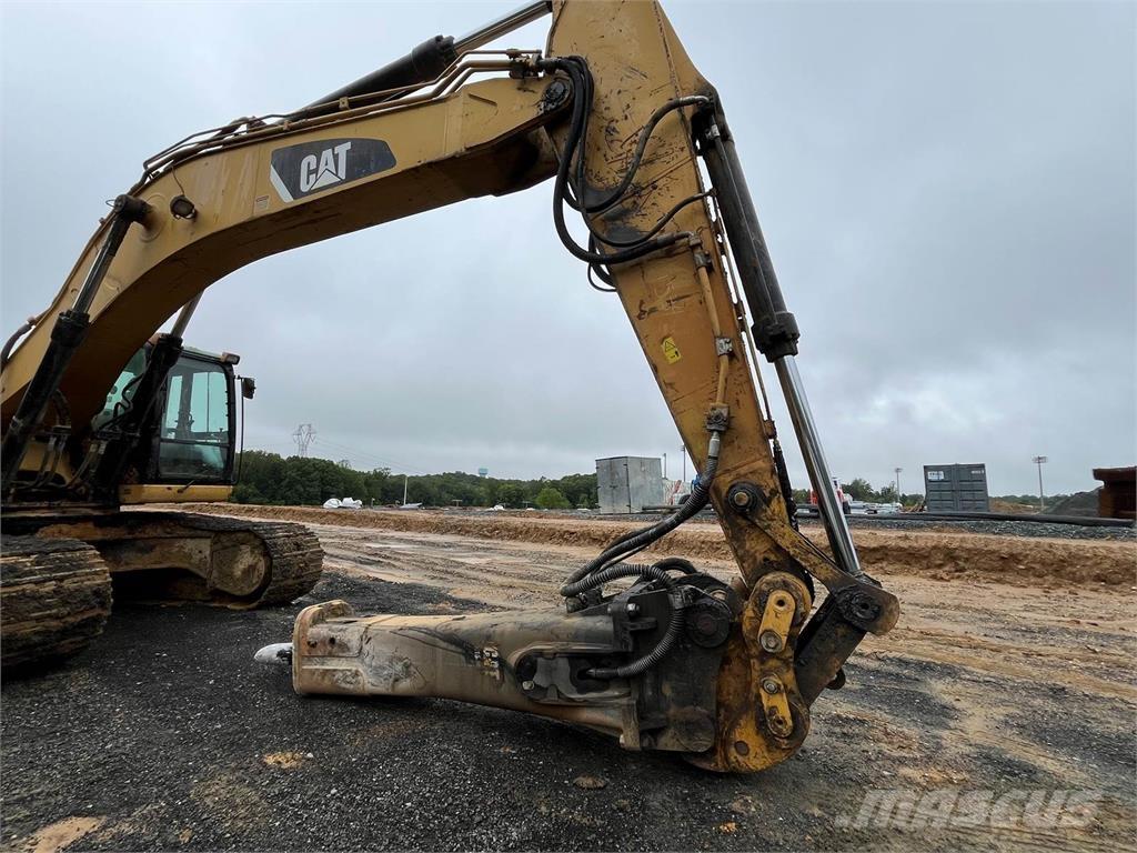 CAT 330DL Excavadoras sobre orugas
