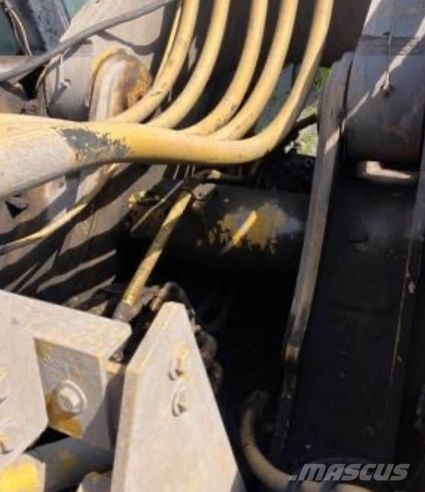 CAT 390FL Excavadoras sobre orugas