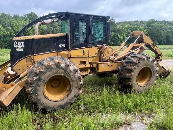 CAT 525 Arrastradoras de troncos