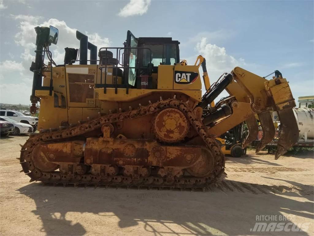 CAT D10T2 Buldozer sobre oruga