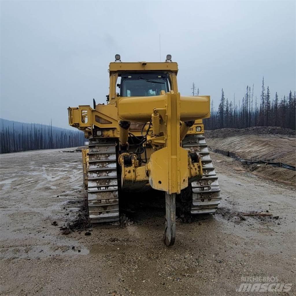 CAT D10T2 Buldozer sobre oruga