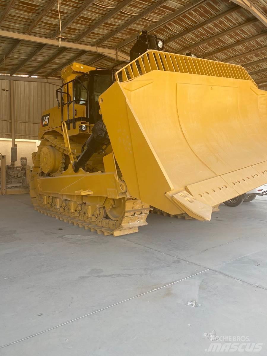 CAT D10T2 Buldozer sobre oruga