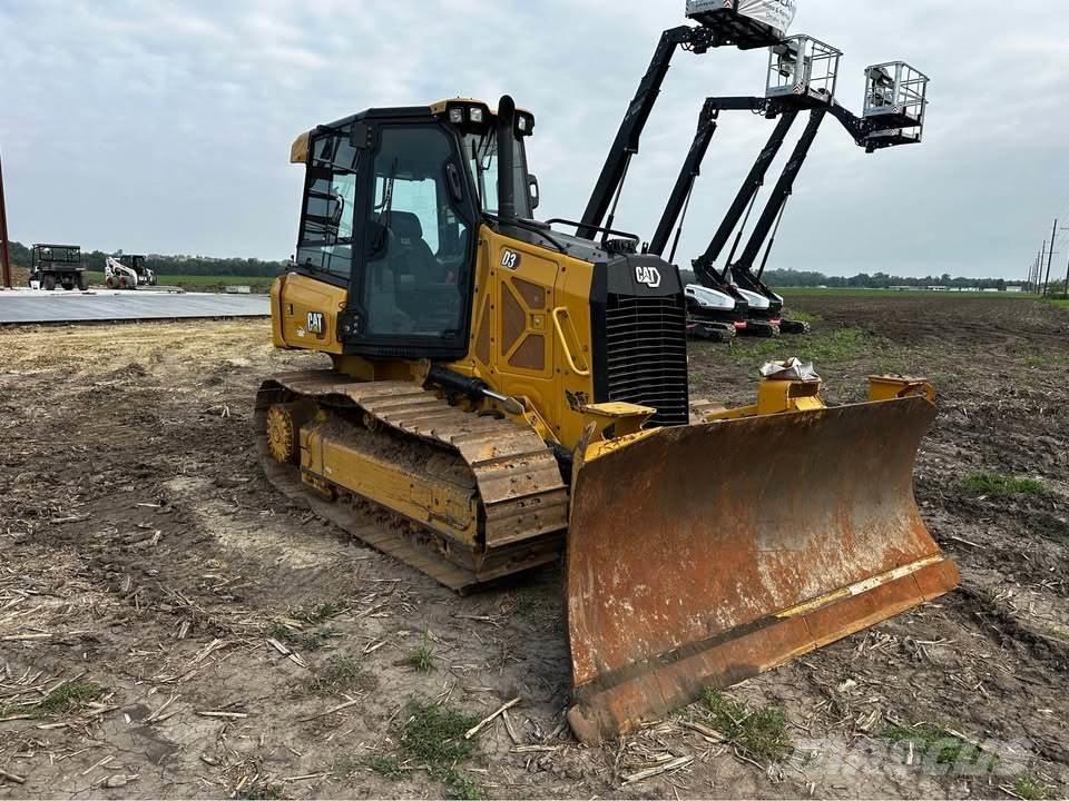 CAT D3 Buldozer sobre oruga