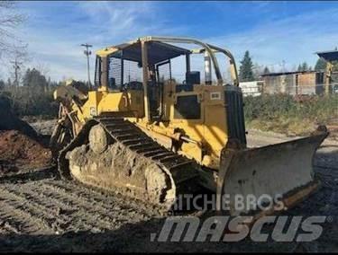 CAT D5H Buldozer sobre oruga