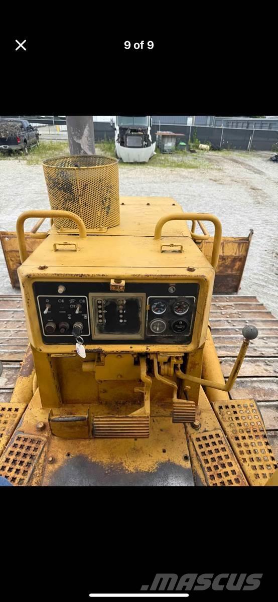 CAT D5H II Buldozer sobre oruga
