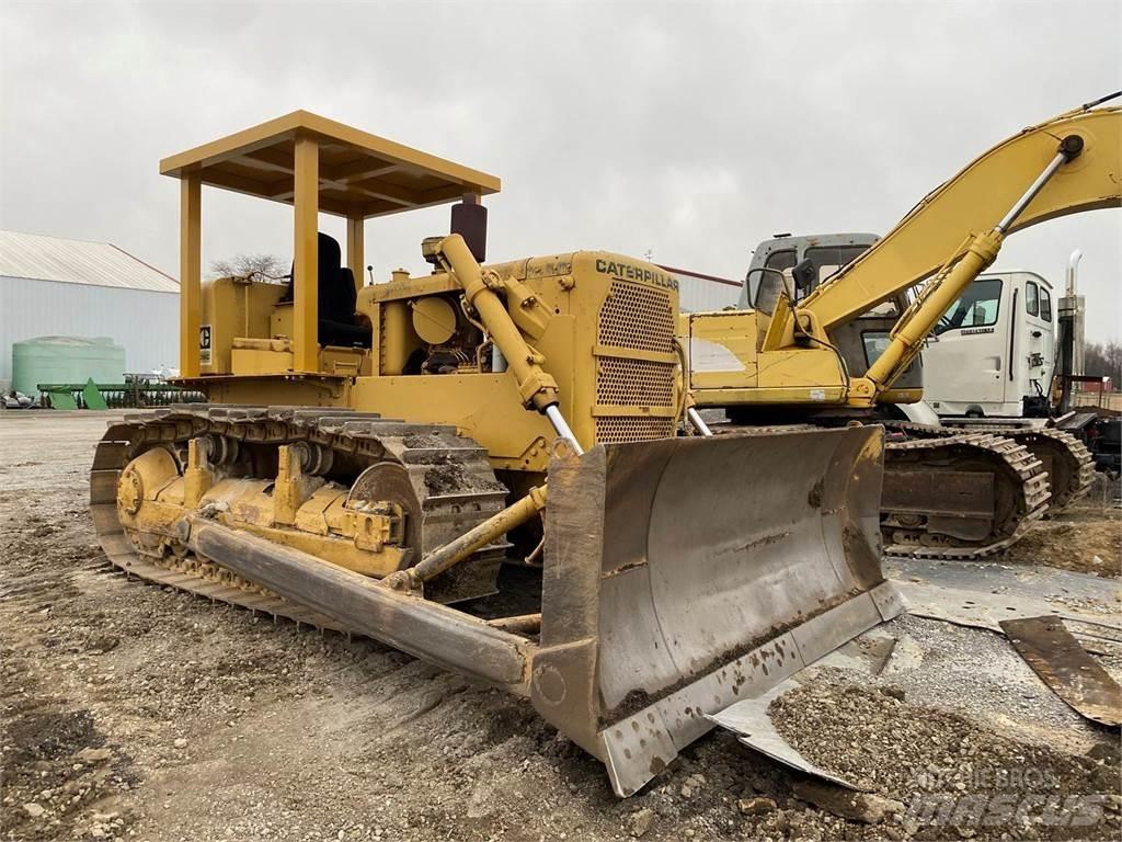 CAT D6C Buldozer sobre oruga