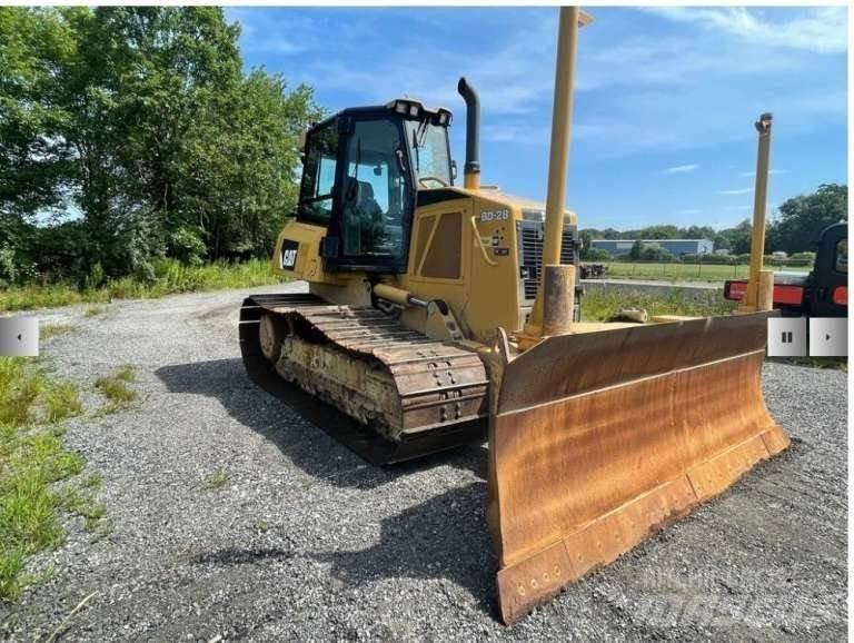 CAT D6K Buldozer sobre oruga