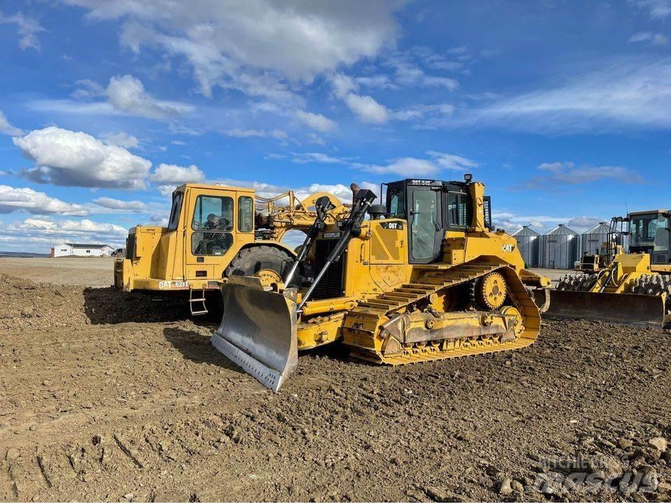 CAT D6T Buldozer sobre oruga