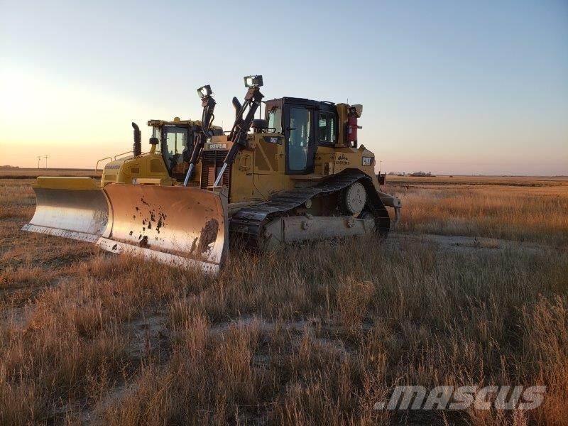 CAT D6T XW Buldozer sobre oruga