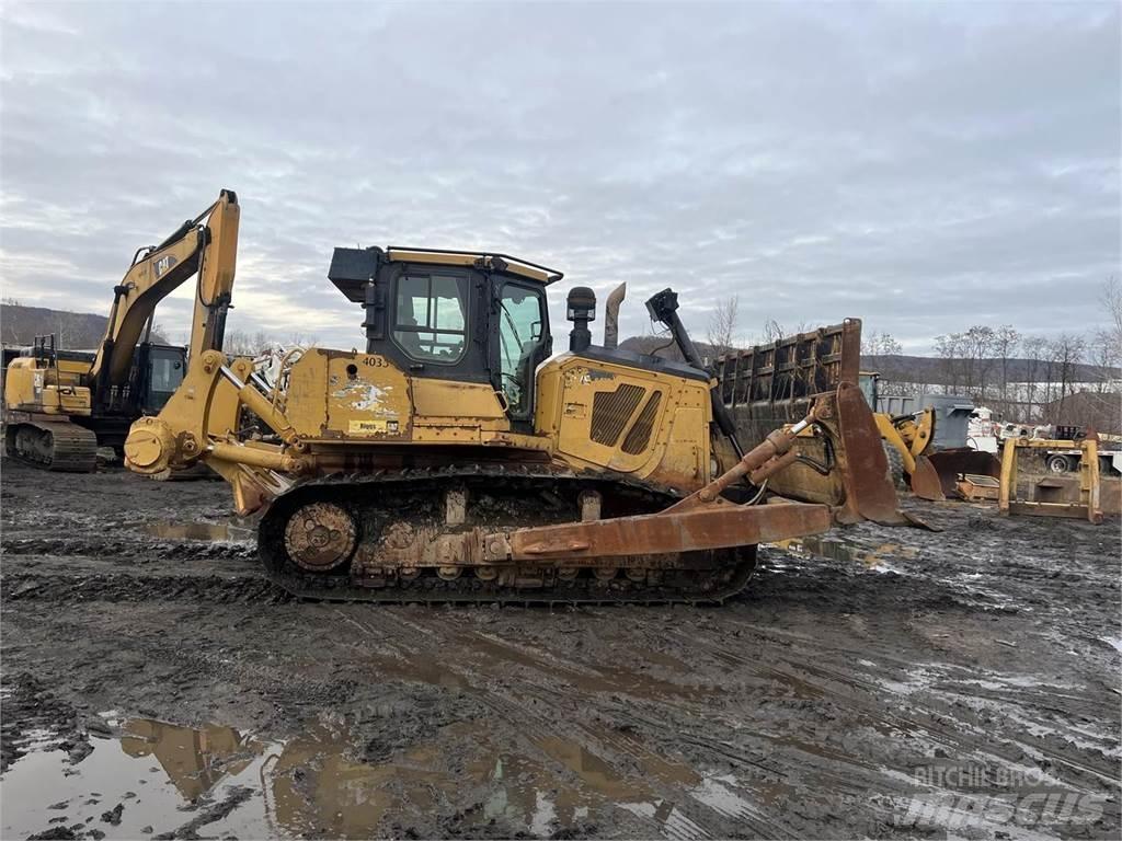 CAT D7E Buldozer sobre oruga