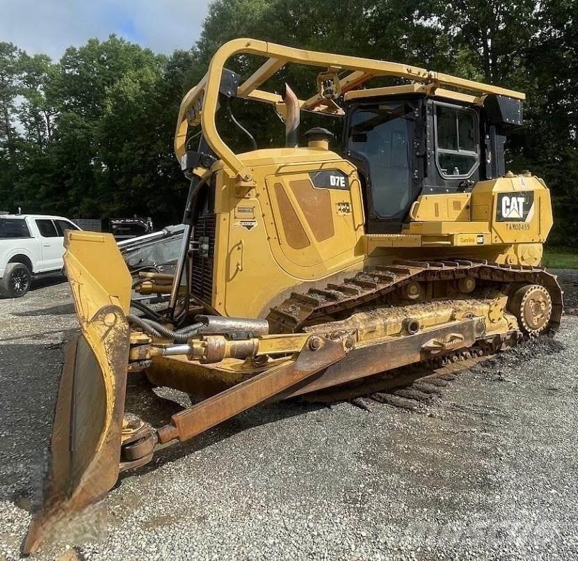 CAT D7E Buldozer sobre oruga