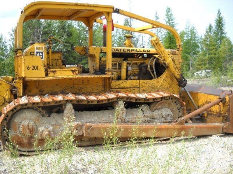 CAT D8H Buldozer sobre oruga