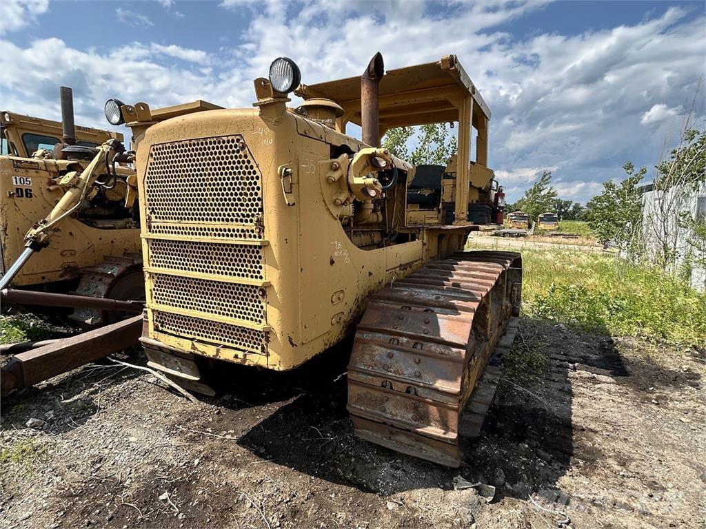 CAT D8H Buldozer sobre oruga