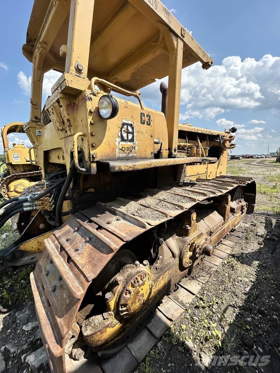 CAT D8H Buldozer sobre oruga