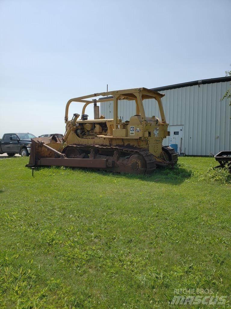 CAT D8K Buldozer sobre oruga