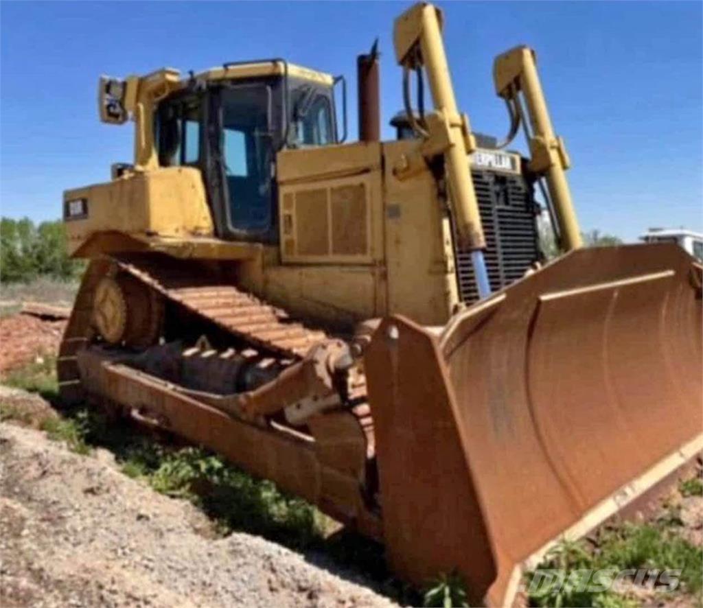 CAT D8R II Buldozer sobre oruga