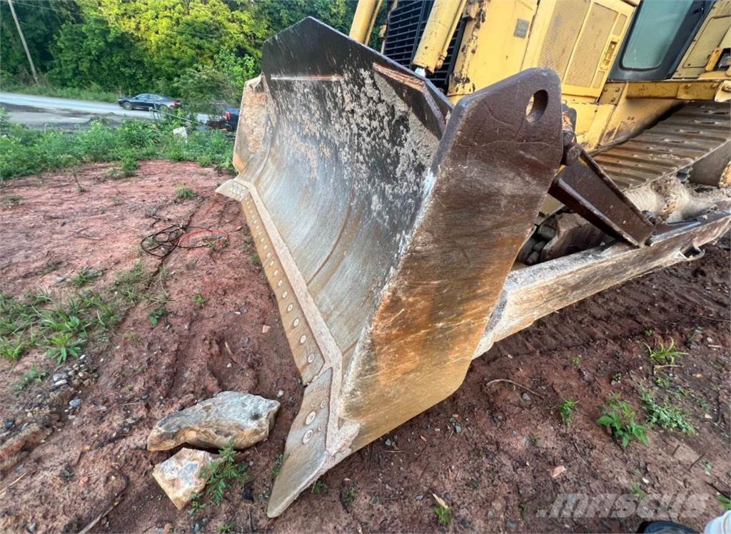 CAT D8R II Buldozer sobre oruga