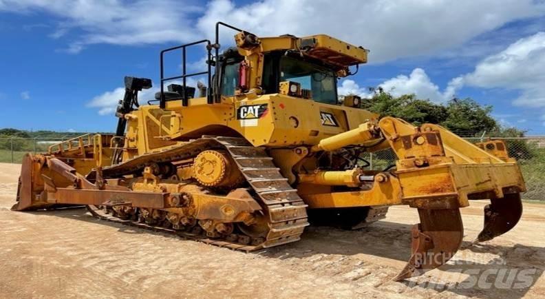 CAT D8T Buldozer sobre oruga