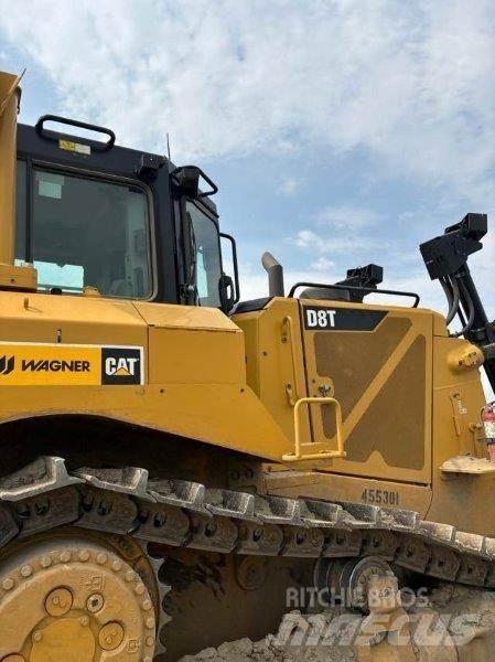 CAT D8T Buldozer sobre oruga